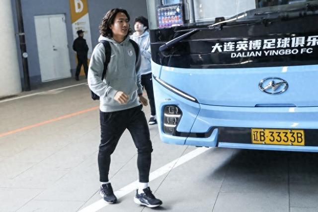 开云体育app-包含西悉尼流浪者教练组强化体能训练，备战关键战的词条