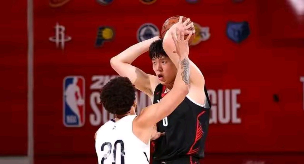 杨瀚森8+8+5+3篮板创新高夏联G4开拓者击败火箭的简单介绍
