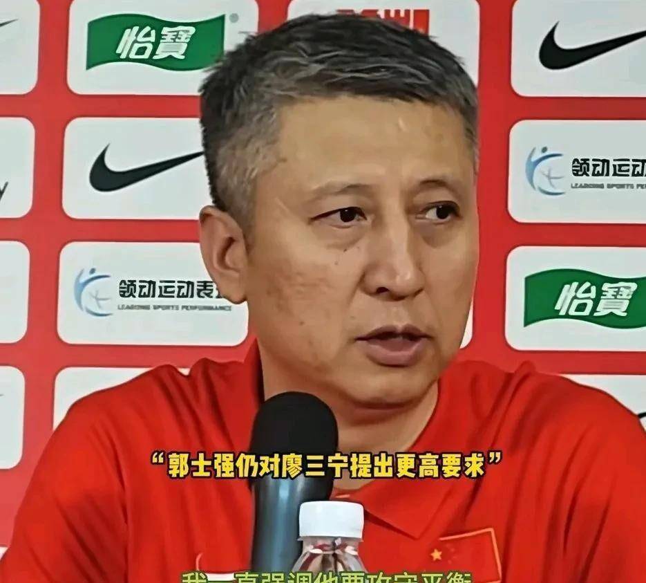 郭士强代理主帅期间1胜10负11月出战亚预赛