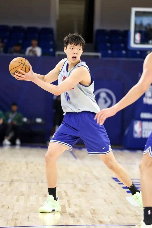包含仅28天，杨瀚森从次轮升至第16顺位！的词条